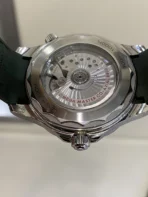 OMEGA Seamaster 300m diving watch automatic mechanical movement luminous Observatory certified 42mm black dial - Image 4