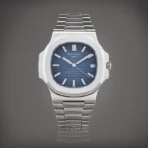 NAUTILUS STEEL BLUE DIAL 40MM 2018 COMPLETE SET Watch