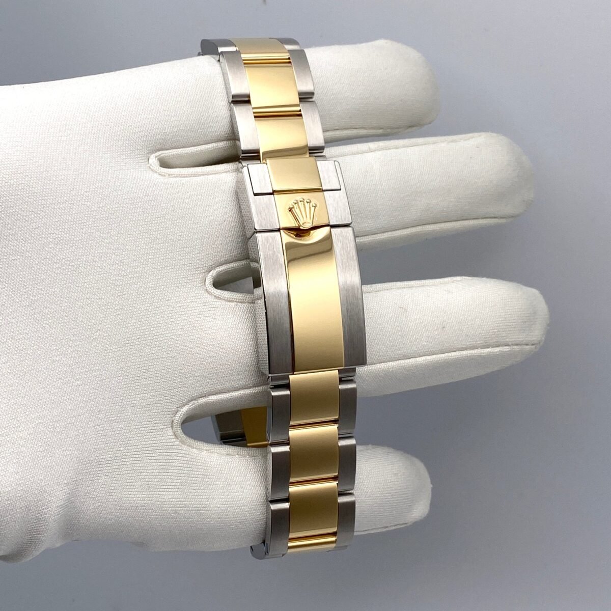 2025 Watch Daytona 116503 Yellow Gold Stainless Steel Mother of Pearl Diamond Dial - Image 6