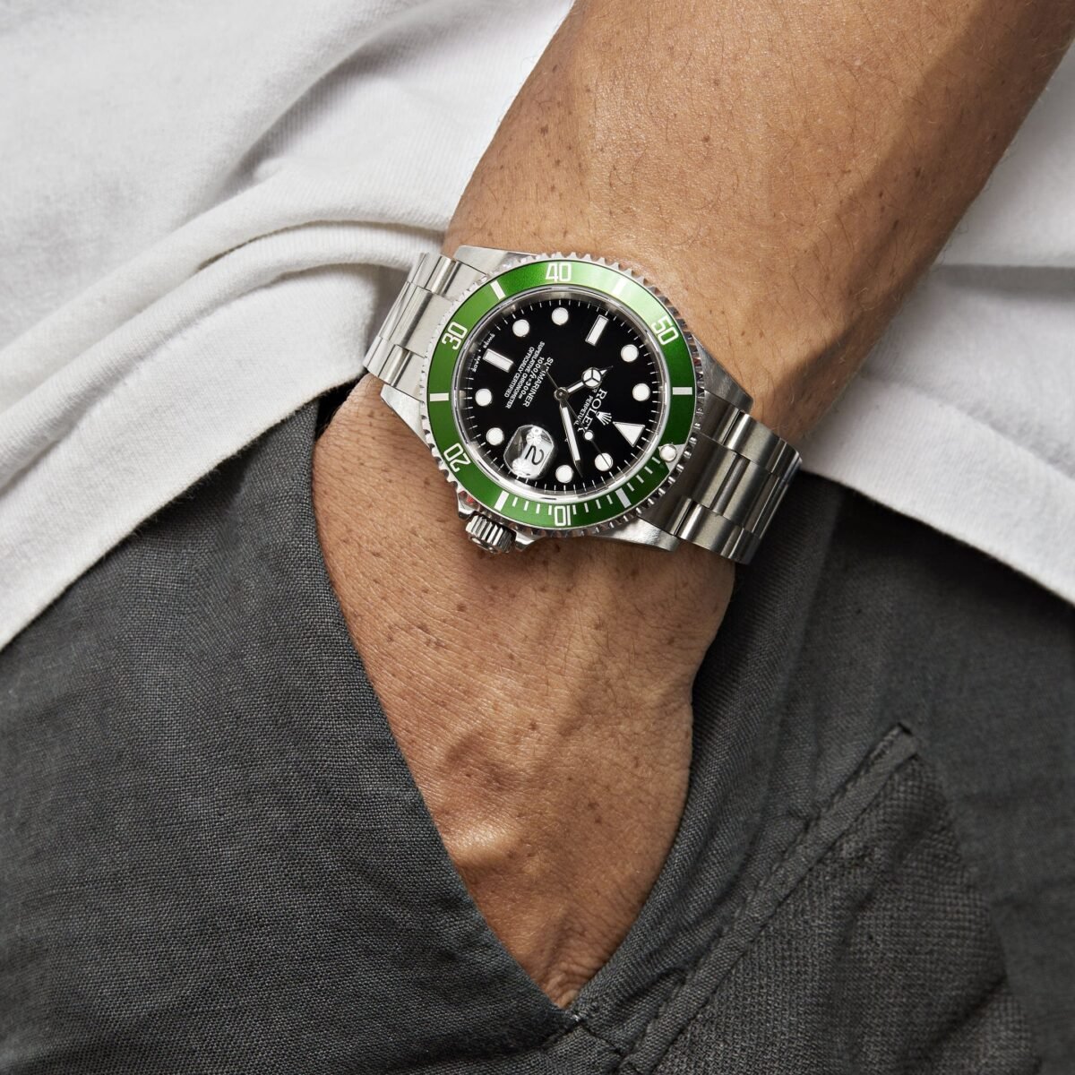 2025 Watch Submariner Date 16610LV 'Kermit' Bezel Flat 4 Stainless Steel Black Dial Oyster (2003) - Image 2