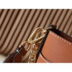 Lock and Walk - Image 4