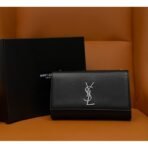 KATE MEDIUM IN GRAIN DE POUDRE EMBOSSED LEATHER - Image 10