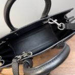 SAC DE JOUR NANO IN GRAINED LEATHER - Image 12