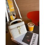 GABY VANITY BAG IN LAMBSKIN - Image 6