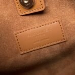 MINI TOY SHOPPING SAINT LAURENT IN BOX LEATHER - Image 11