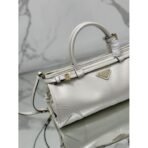 Prada Re-Edition 2002 small leather shoulder bag - Image 7