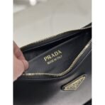 Prada Arqu?? leather shoulder bag - Image 10