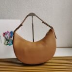 Prada Arqu?? large leather shoulder bag - Image 5