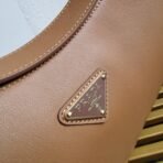 Prada Arqu?? large leather shoulder bag - Image 4