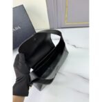 Small leather shoulder bag - Image 12