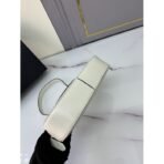 Small leather shoulder bag - Image 5