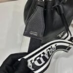 Leather bucket bag - Image 3