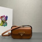 Leather shoulder bag - Image 9