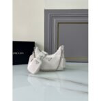 Padded nappa-leather Prada Re-Edition 2005 shoulder bag - Image 4