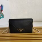Saffiano leather shoulder bag - Image 9