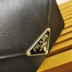 Saffiano leather shoulder bag - Image 5