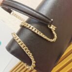 Saffiano leather shoulder bag - Image 4