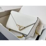 Saffiano leather shoulder bag - Image 8