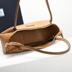 Medium leather handbag - Image 11