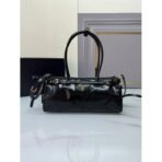 Medium leather handbag - Image 9