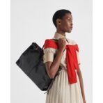 Large leather handbag - Image 11