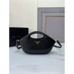 Medium leather handbag - Image 9