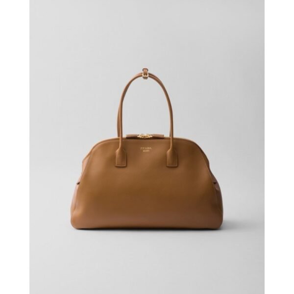 Large leather tote bag with zipper closure