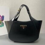 Prada medium leather tote bag - Image 9