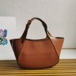 Prada medium leather tote bag - Image 5
