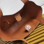Prada medium leather tote bag - Image 13