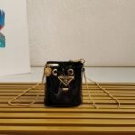 Patent leather mini-pouch - Image 9