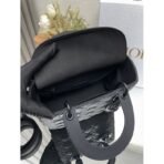 medium  Lady Dior bag Ultramatte Cannage Calfskin - Image 13