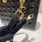 Large Lady Dior bag Lacquer leather - Image 5