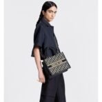 Small Diro Book Tote bag - Image 12