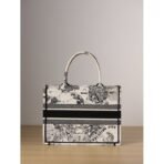 Medium Dior Book Tote bag - Image 6