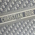 large Diro Book Tote bag - Image 7