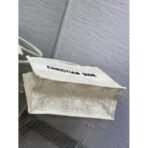 Medium Dior Book Tote bag - Image 7