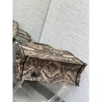 large Diro Book Tote bag - Image 7