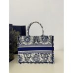 Medium Dior Book Tote bag - Image 6
