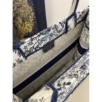 Medium Dior Book Tote bag - Image 5