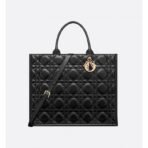 large Diro Book Tote bag