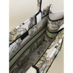 Medium Dior Book Tote bag - Image 11