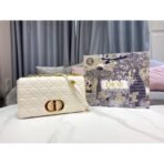 30 Montaigne box shaped handbag - Image 3