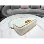 30 Montaigne box shaped handbag - Image 10