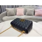30 Montaigne box shaped handbag - Image 6