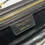 30 Montaigne box shaped handbag - Image 3