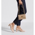 Long chain saddle wallet - Image 11