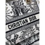 30 Montaigne East West Chain Handbag - Image 6