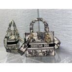 30 Montaigne handbag - Image 9
