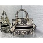 30 Montaigne handbag - Image 5